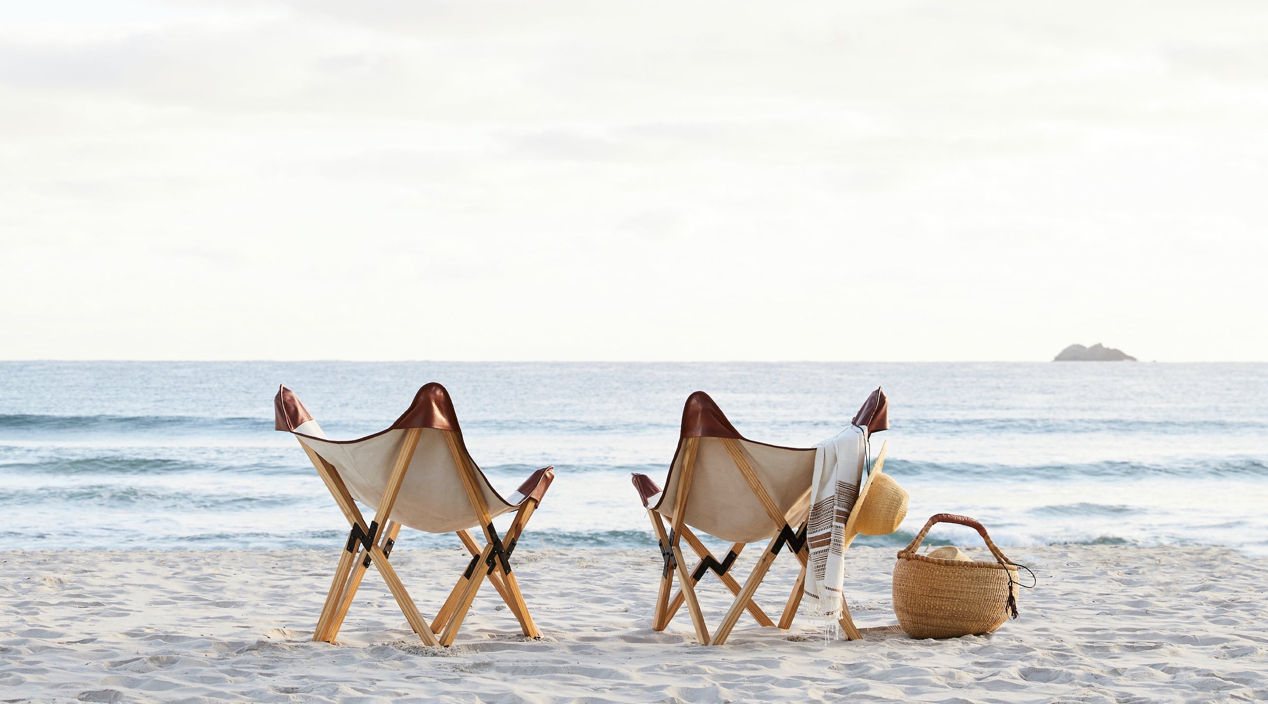 ROAM | TOP 10 HIKES + SWIMMING SPOTS IN BYRON + BEYOND