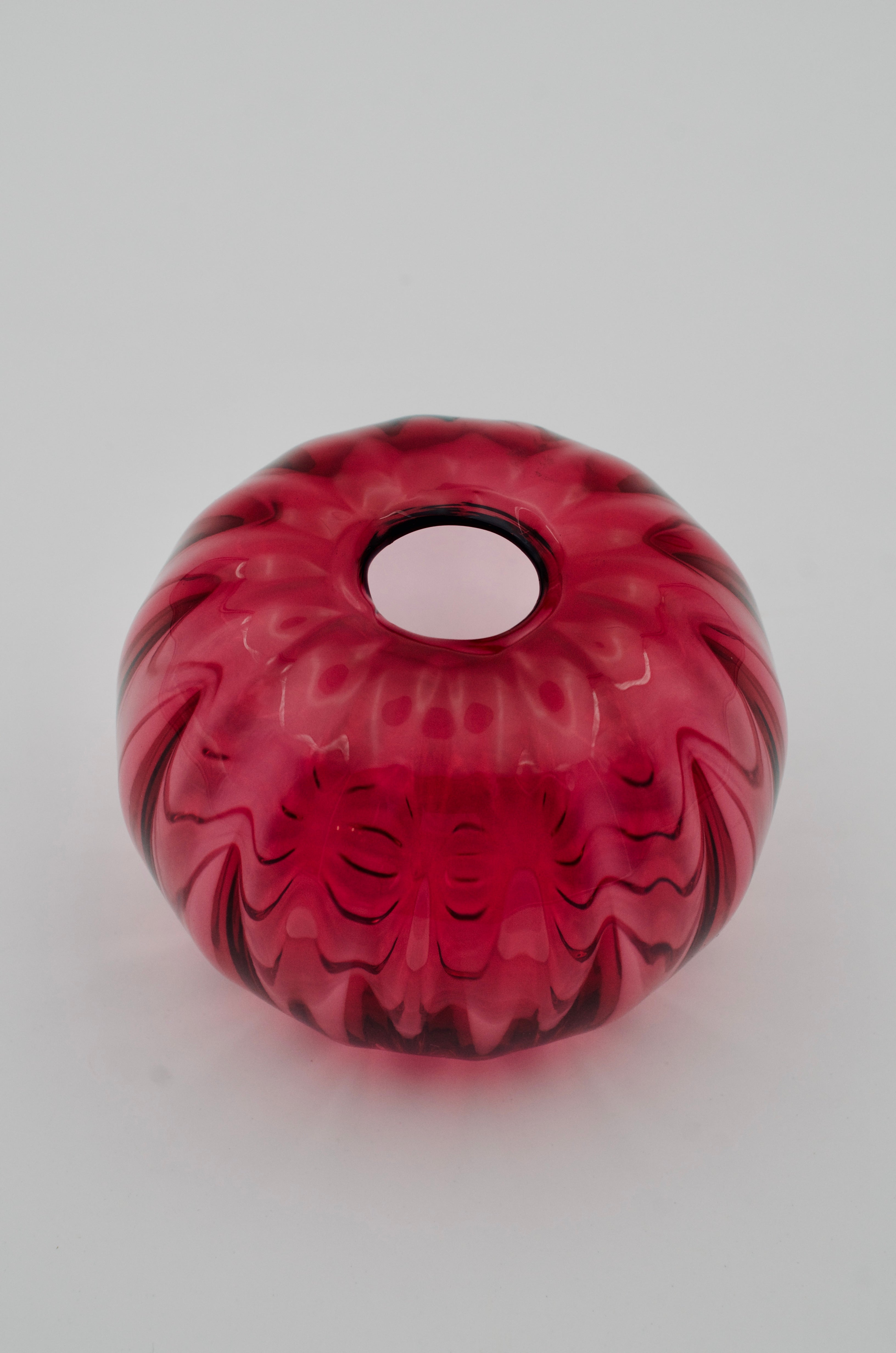 ECHORA HAND BLOWN GLASS VASE | Imprint House