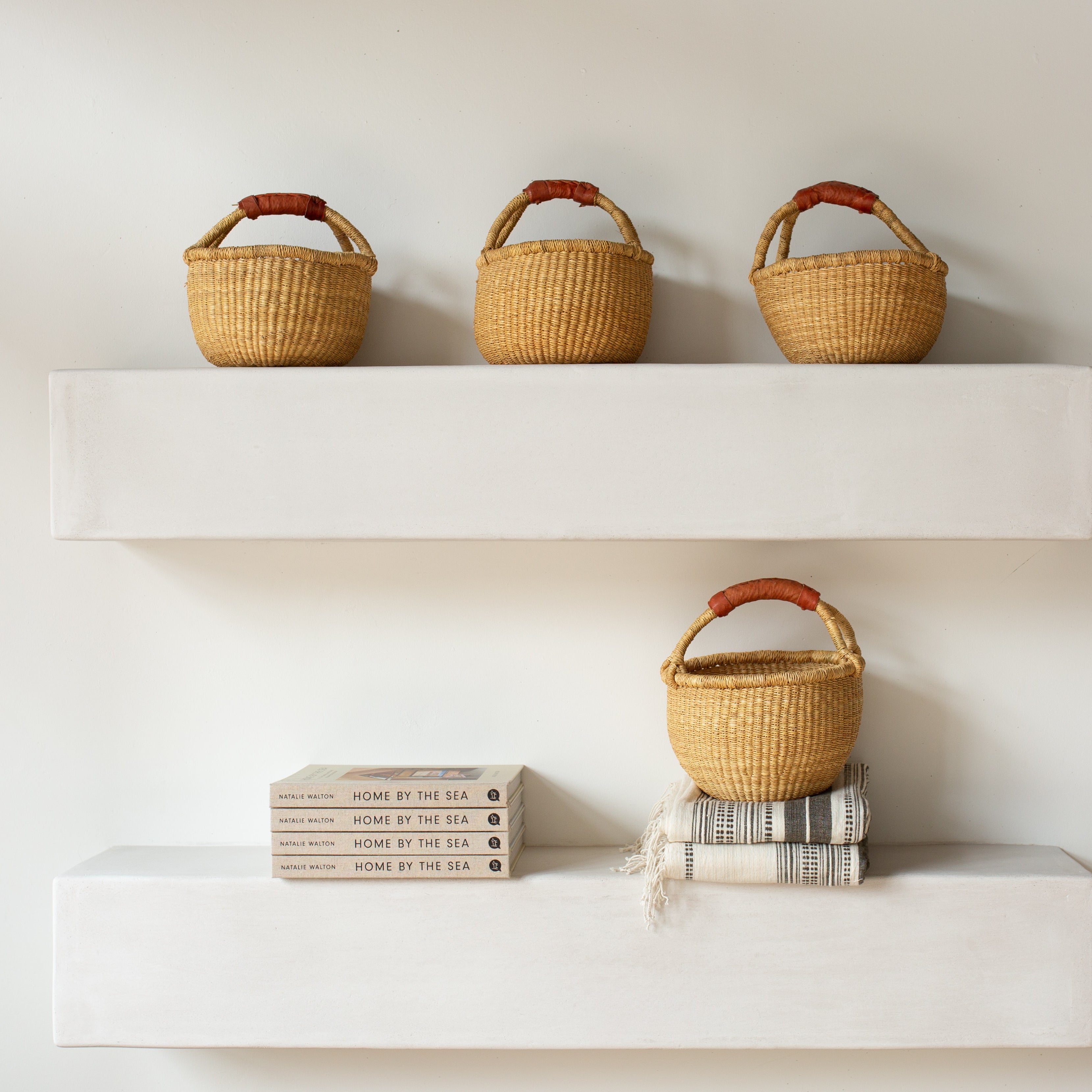MINI ROUND ELEPHANT GRASS BASKET | Imprint House