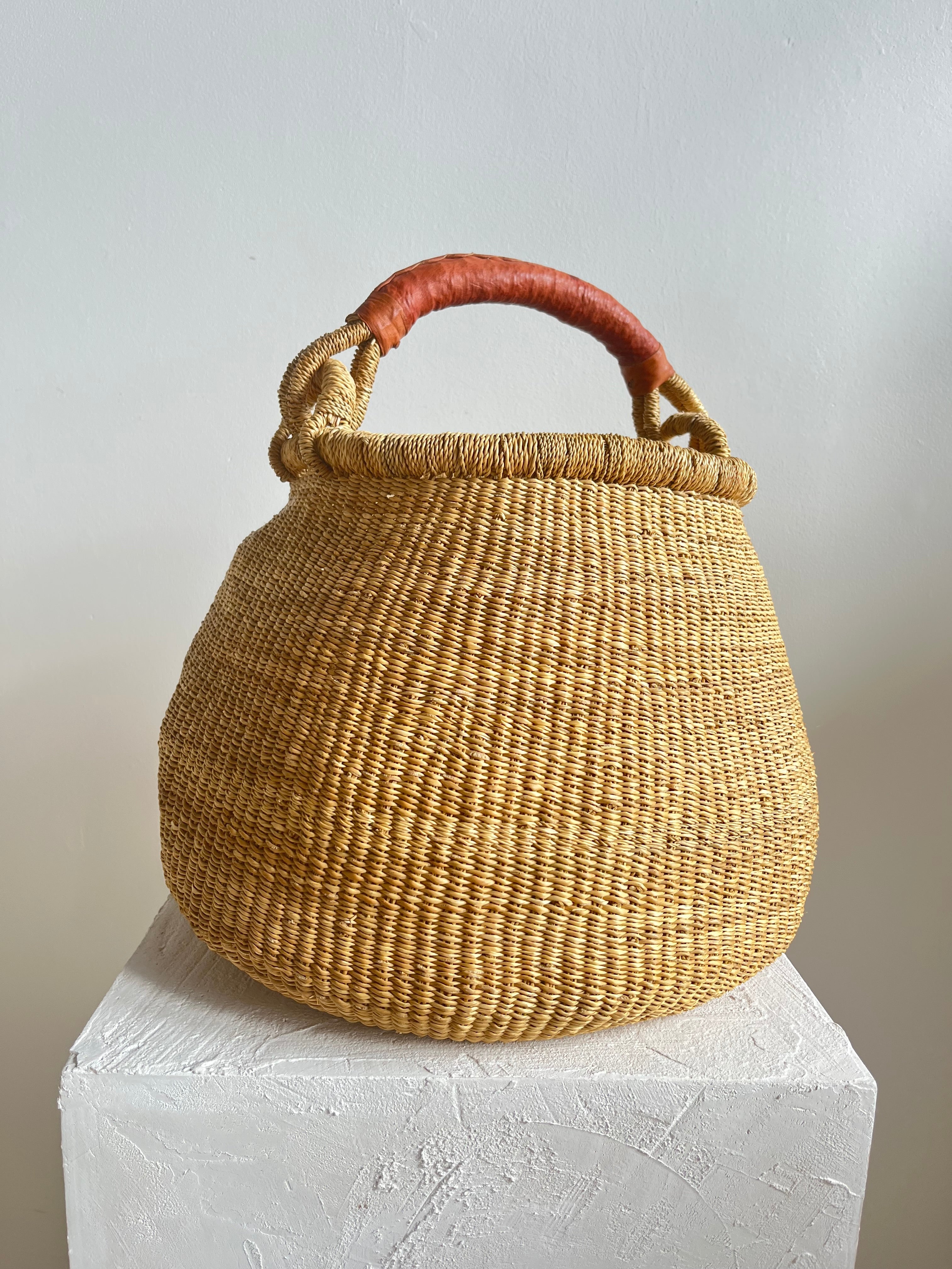 BELL ELEPHANT GRASS BASKET