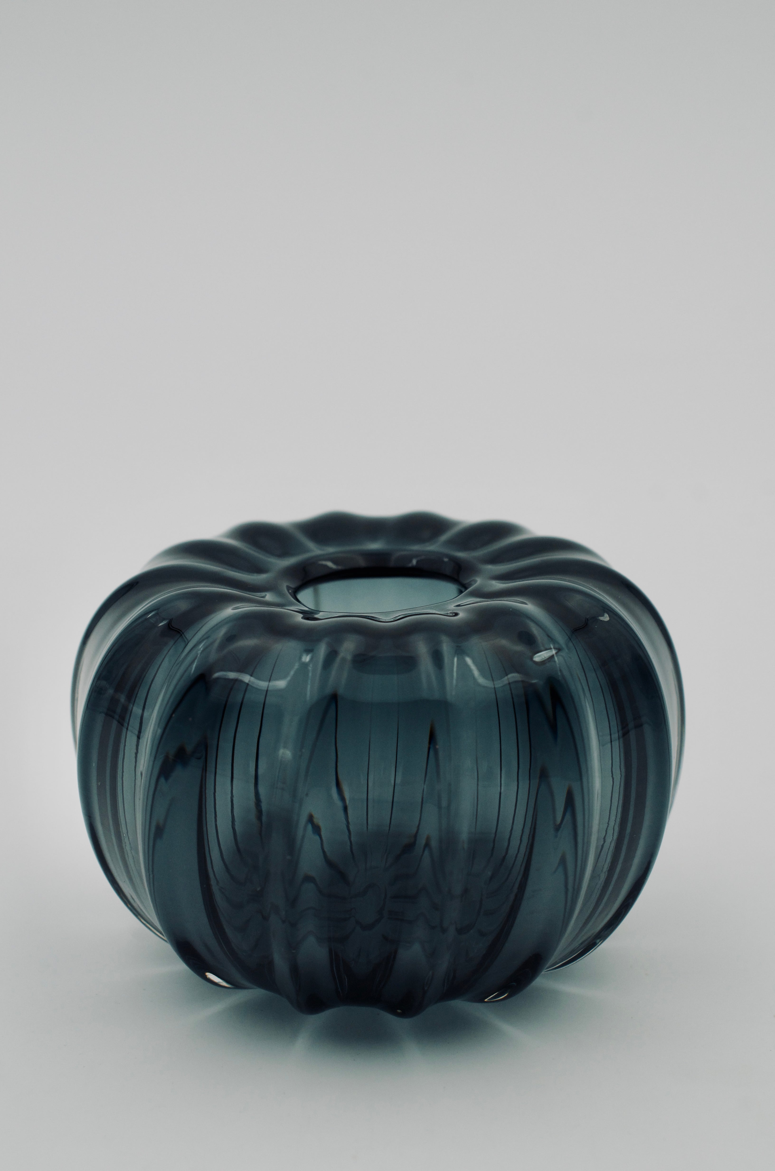 ECHORA HAND BLOWN GLASS VASE | Imprint House