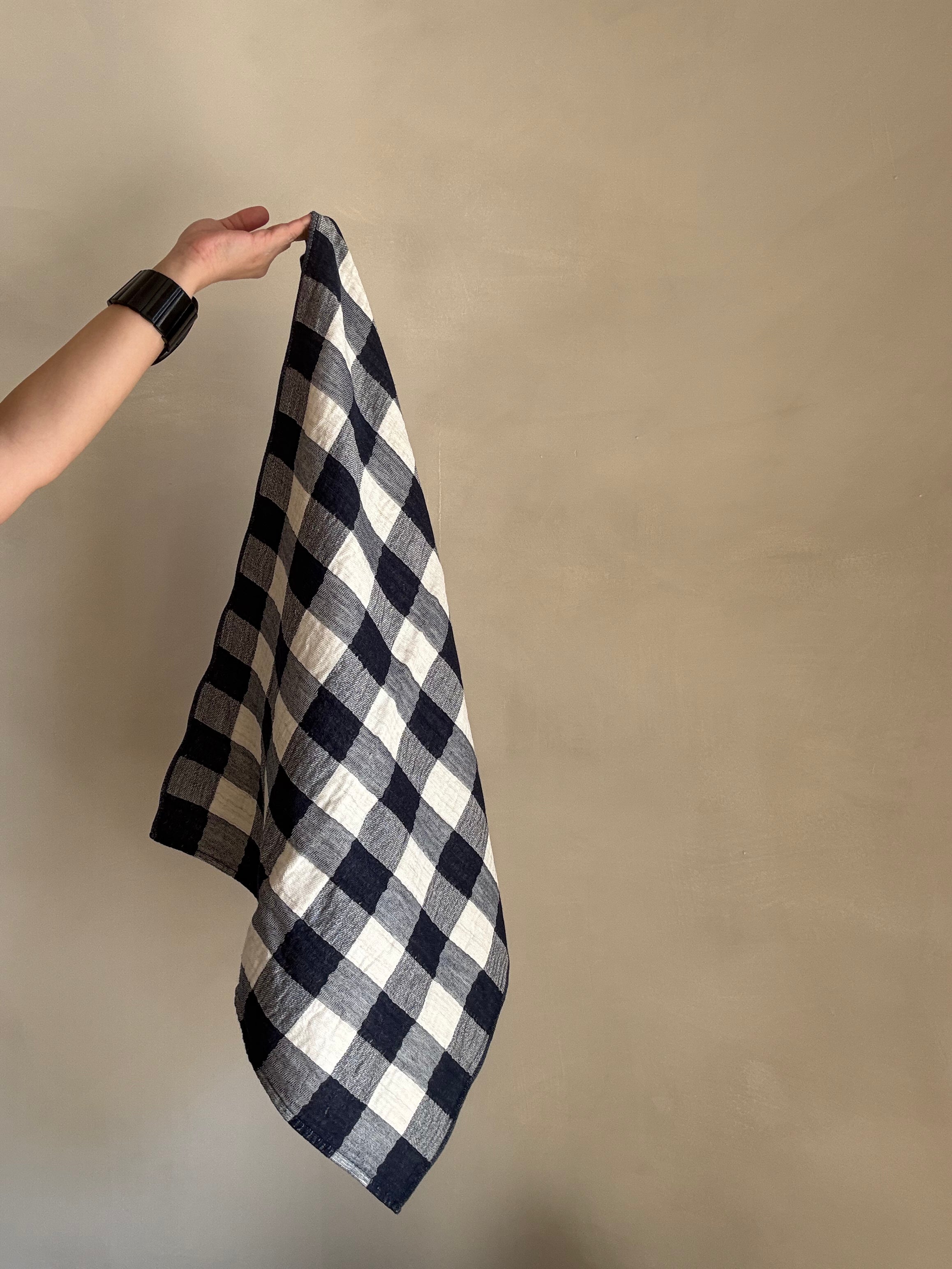 ORGANIC COTTON + LINEN VINTAGE CHECK BATH TOWEL | Imprint House