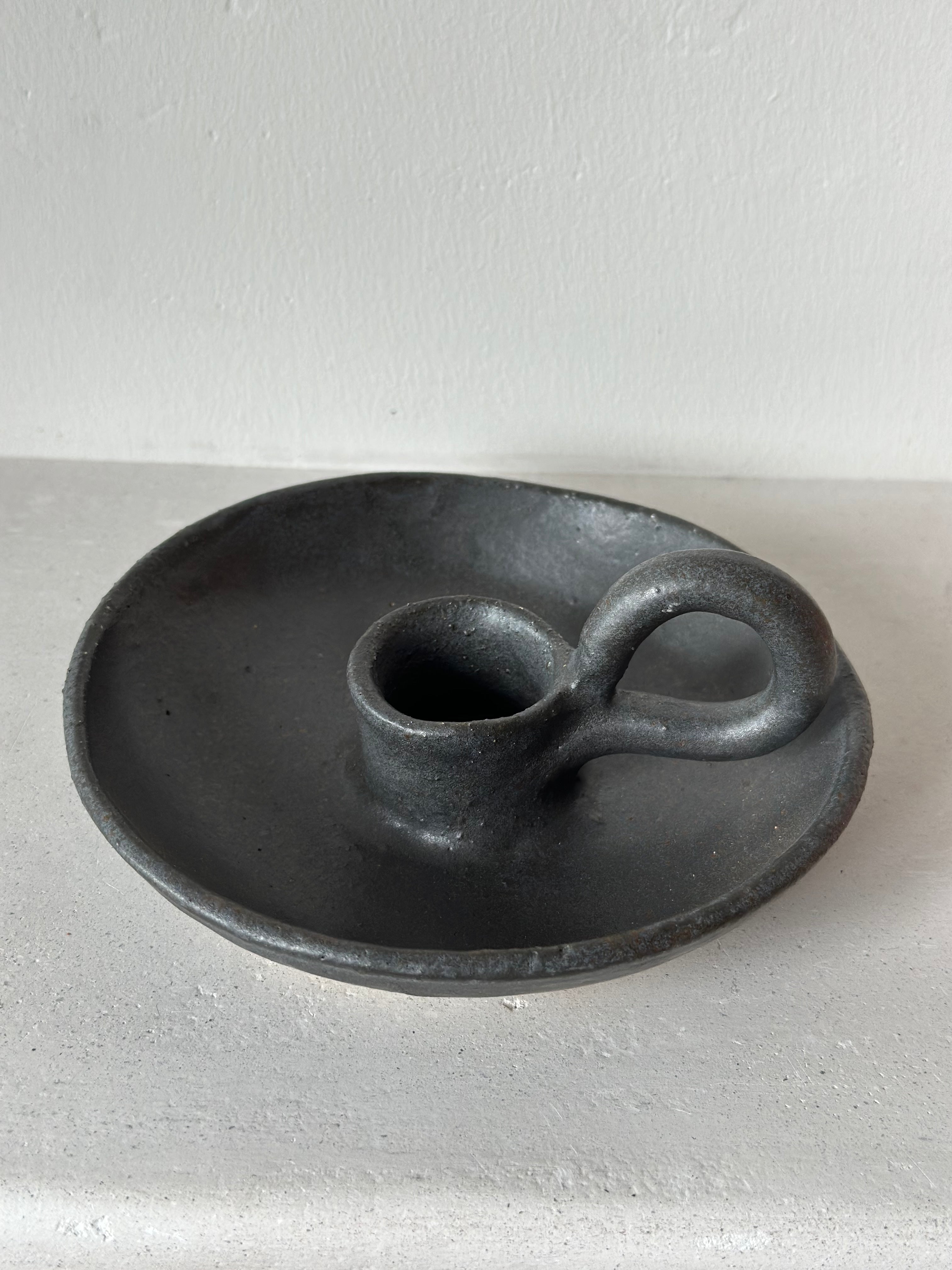 CERAMIC CANDLE HOLDER IN CHARCOAL | Imprint House