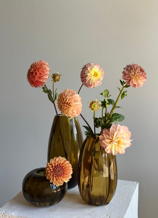 HAND BLOWN GLASS VASE | Imprint House