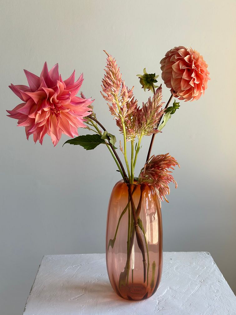 TALL ECHORA HAND BLOWN GLASS VASE