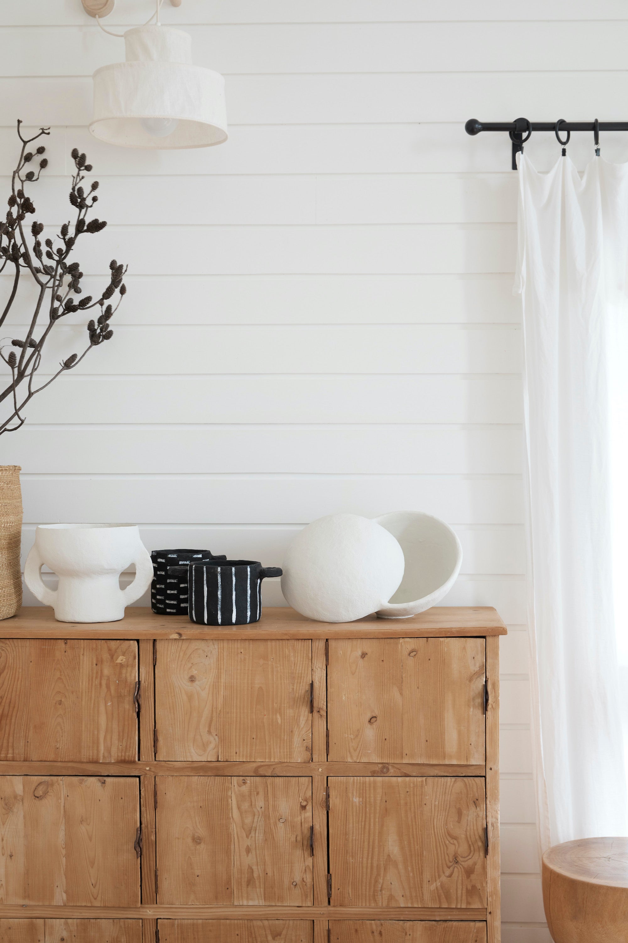 PAPIER-MÂCHÉ EARTH TABLE LAMP | WHITE | Imprint House