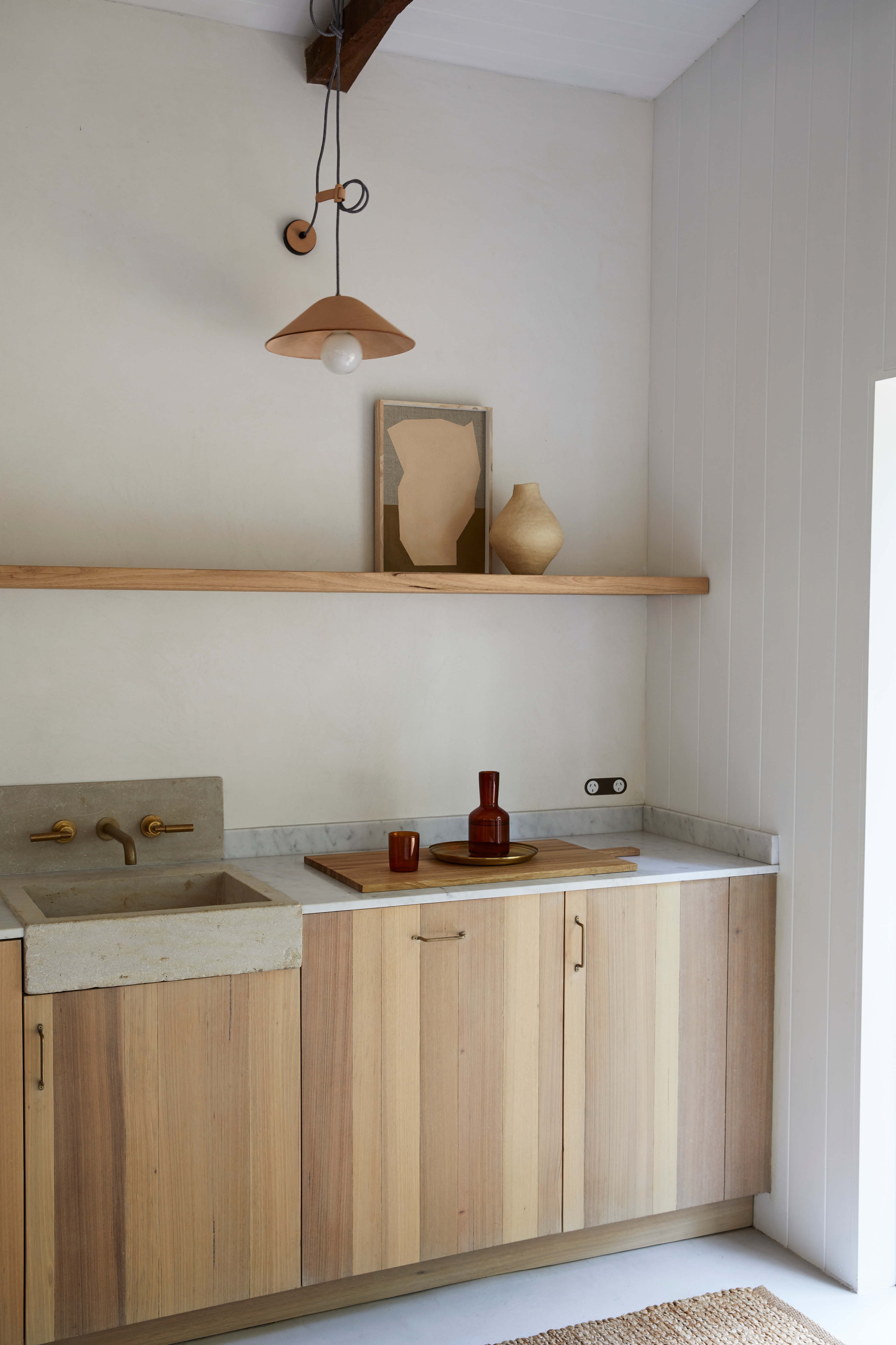 LEATHER LOOP PENDANT IN NATURAL | Imprint House