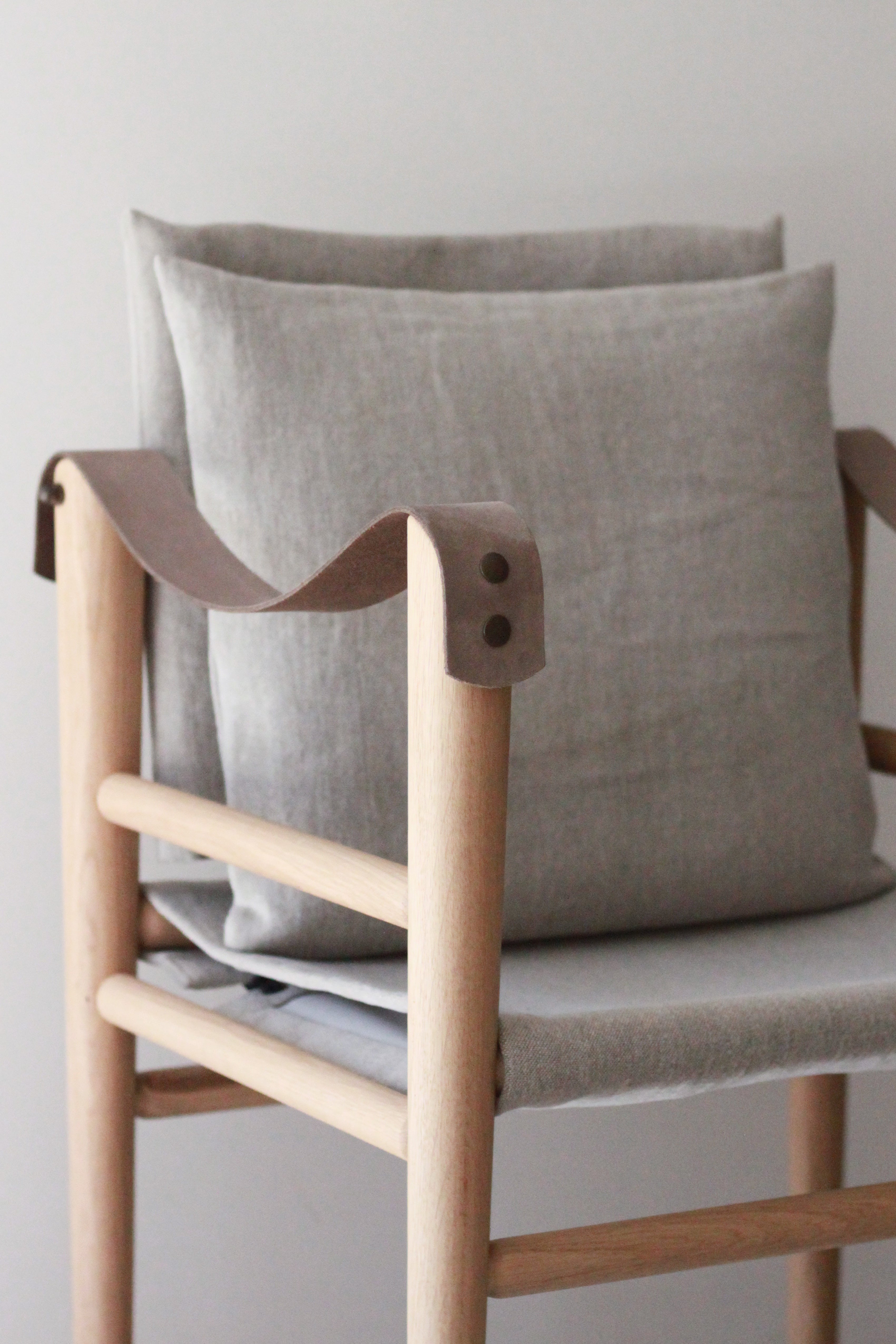 LE SAFARI DINING CHAIR - LINEN | Imprint House