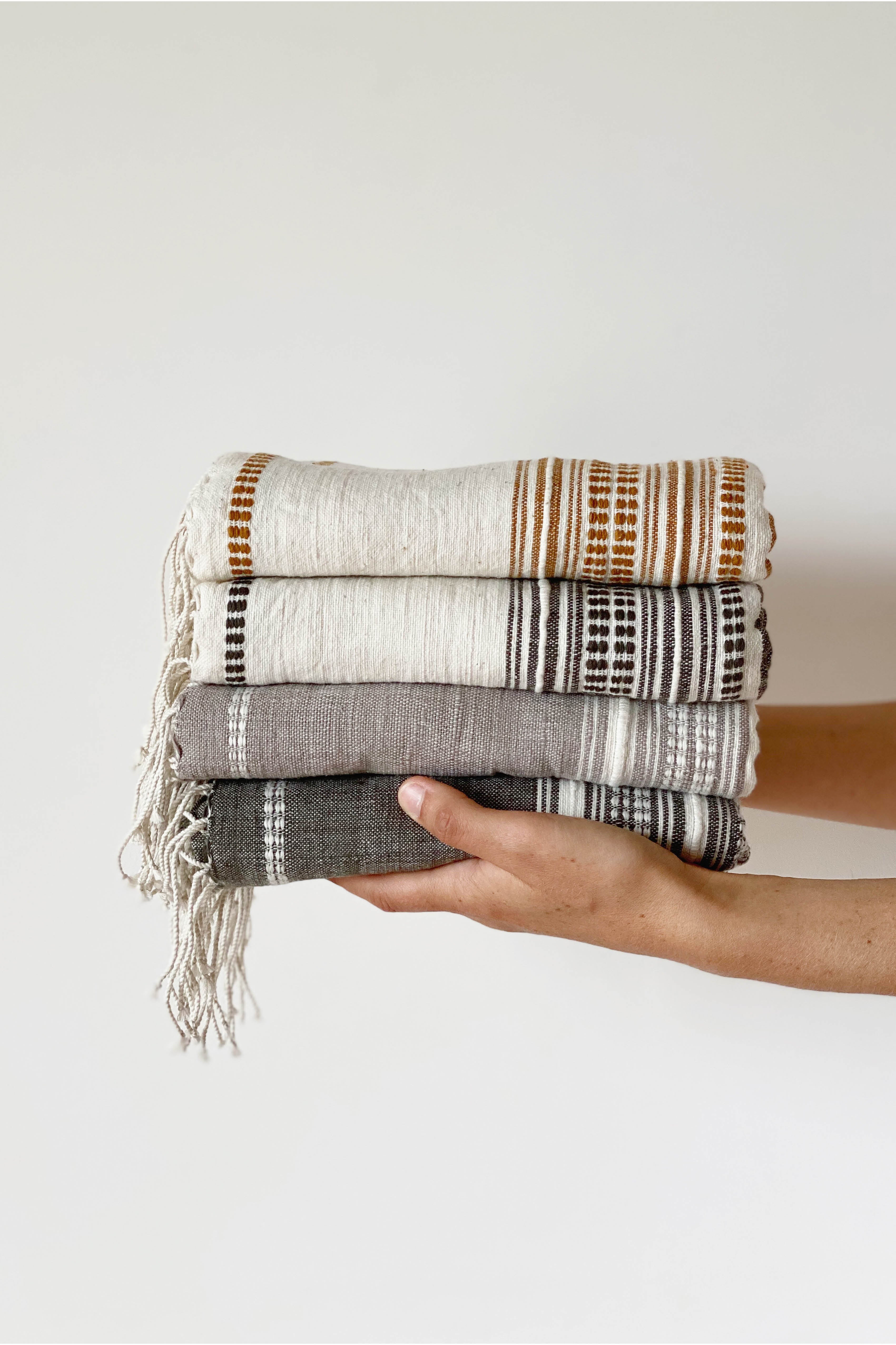 COTTON HANDLOOMED THROW | NATURAL & CHARCOAL | Imprint House