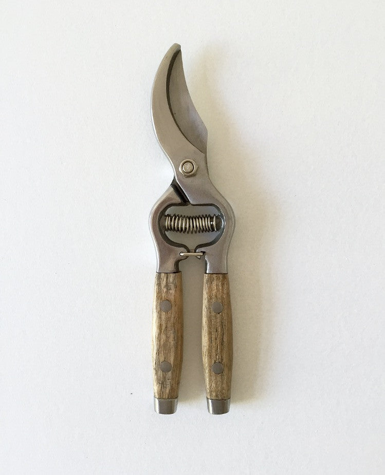 TIMBER-HANDLED SECATEURS | Imprint House