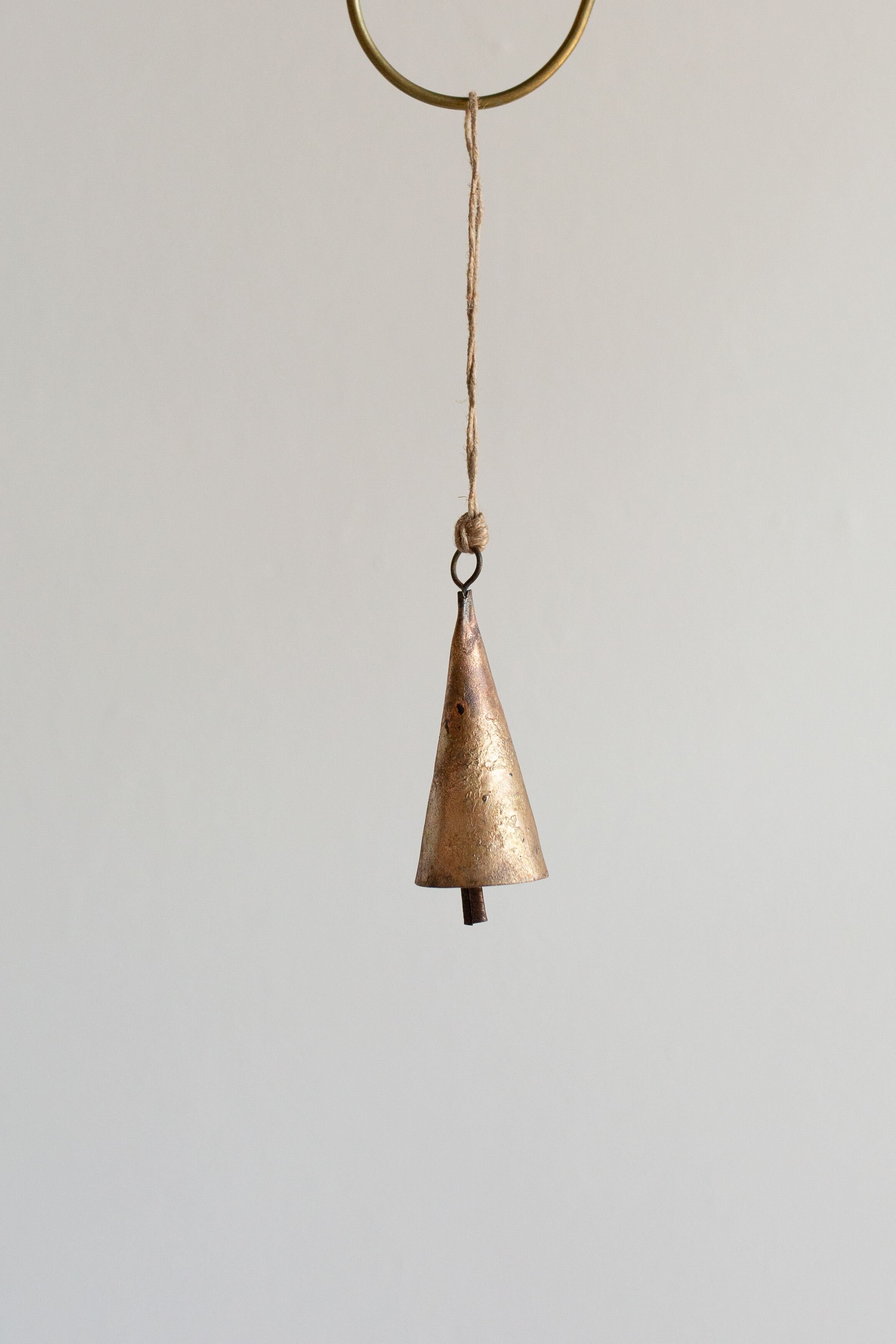 ORNAMENT IRON BELL (MEDIUM) - 0