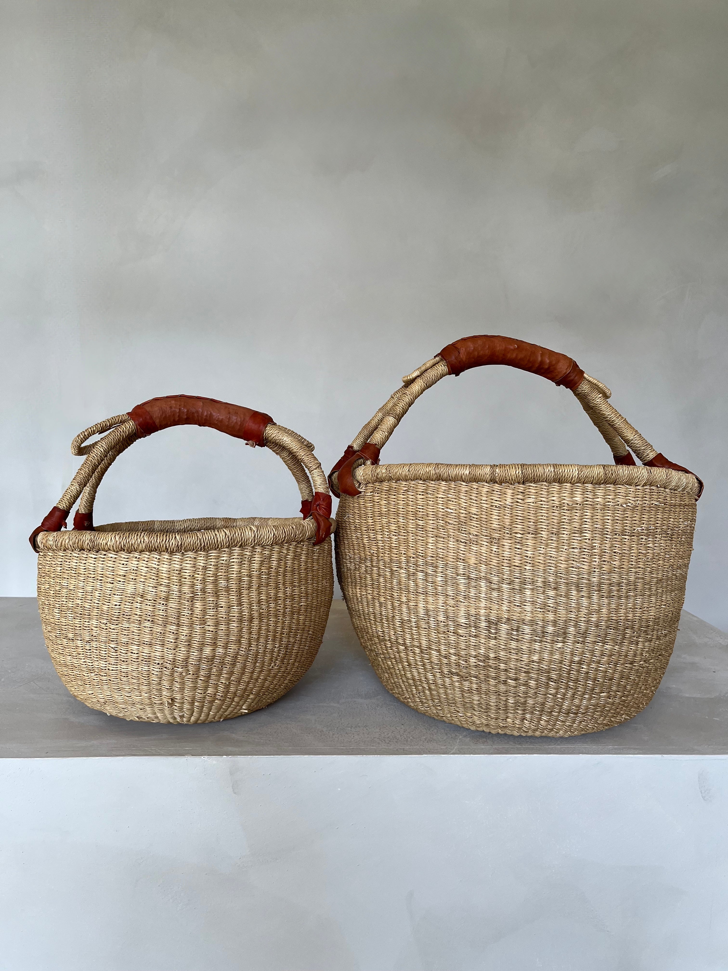 Round Elephant Grass Basket